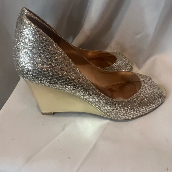 Badgley Mischka Gold Glitter Wedges for Special Occasions - Picture 7 of 9